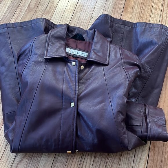 Amazing y2k vintage dark plum leather jacket with pockets and brass snaps - Picture 7 of 7